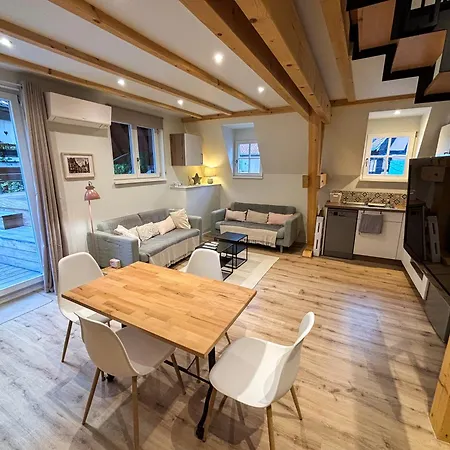 Appartamento La Grange 1578 - Maison 4 étoiles - Centre - Commerce à Proximité