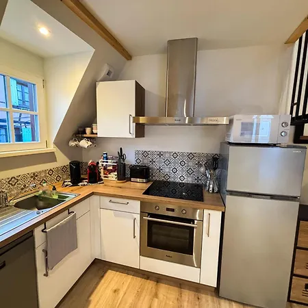 דירה La Grange 1578 - Maison 4 Etoiles - Centre - Commerce A Proximite אוברנאי