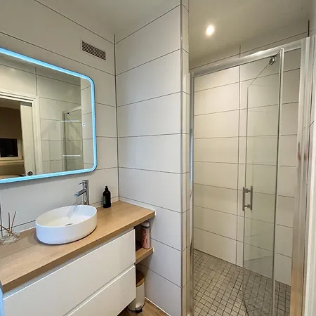 La Grange 1578 - Maison 4 Etoiles - Centre - Commerce A Proximite דירה *